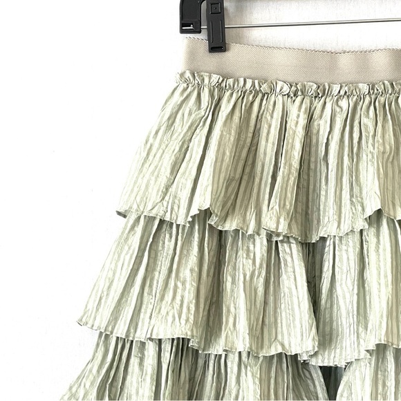 ⭐️Host Pick⭐️ Betsey Johnson Y2K Ruffle Pleated Tutu Mini Skirt - Picture 2 of 8